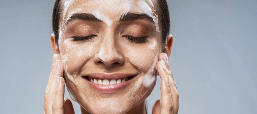 Imagem do post Para que serve o esfoliante facial? Quais são os benefícios?