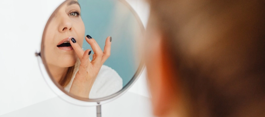 Imagem do post Como usar D-pantenol no rosto? Benefícios e dicas para incluí-lo no skincare