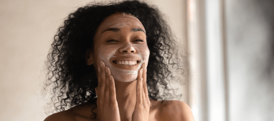 Imagem do post Como esfoliar a pele? Aprenda as 6 melhores dicas para colocar isso em prática