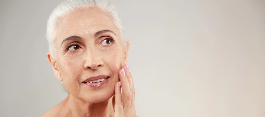 Imagem do post Ácido retinoico melhora rugas e flacidez? Como funciona? 